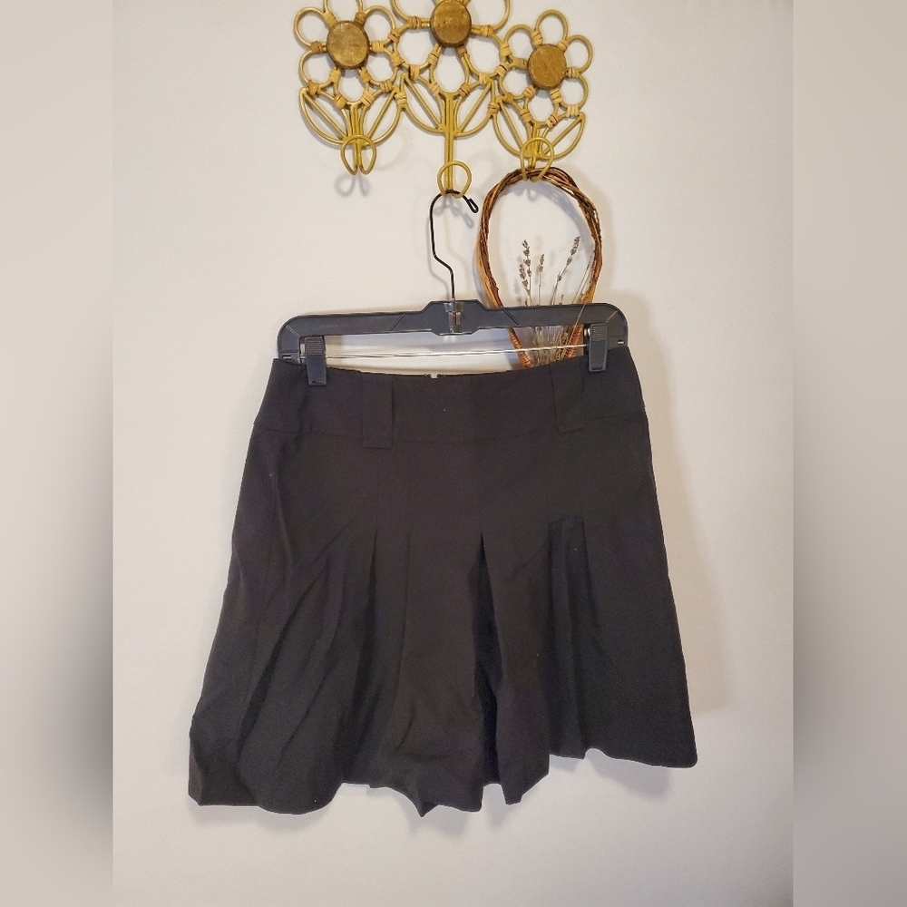 Ann Taylor Black Pleated Skirt - Picture 5 of 9